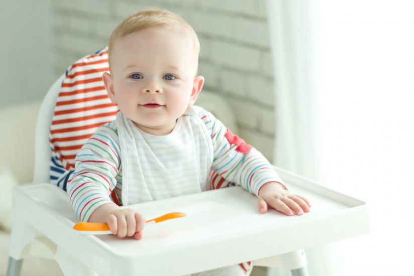 I 5 accessori indispensabili per lo svezzamento del neonato