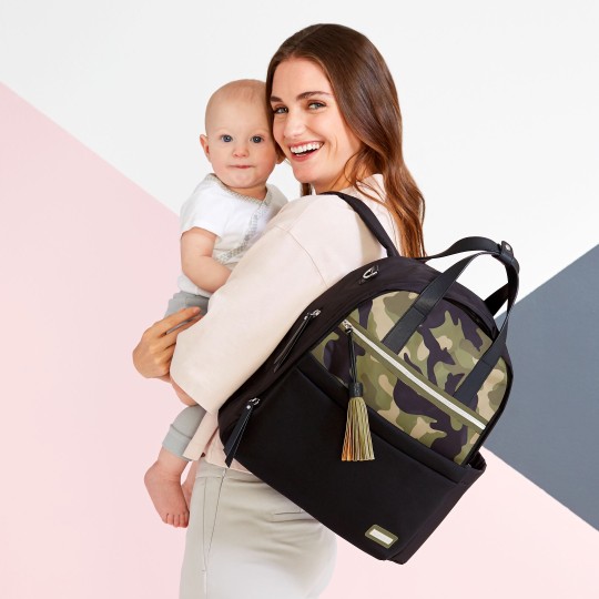 Skip Hop - Borsa Zaino Nolita Camouflage - Agganciala al tuo passeggino!