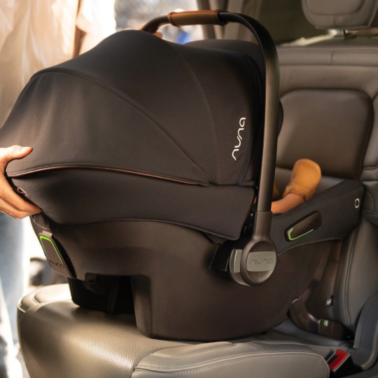 Nuna - Seggiolino Pipa Urbn - con innovativo sistema ISOFIX integrato!