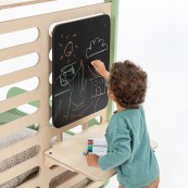MamaToyz - Letto Montessori bambini 90x190cm - Incluso di scivolo e rampa per arrampicata, altalena, lavagna e banco
