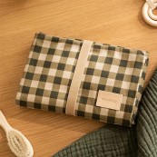 Nobodinoz - Fasciatoio da viaggio impermeabile Hyde Park - 70x50 cm - Colori Nobodinoz: Green Checks