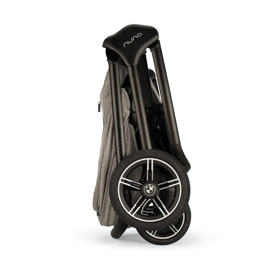 Nuna - Passeggino Triv Next - Compatto e leggero! - Colore Nuna: Graphene by BMW