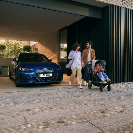 Nuna - Passeggino Triv Next - Compatto e leggero! - Colore Nuna: Graphene by BMW