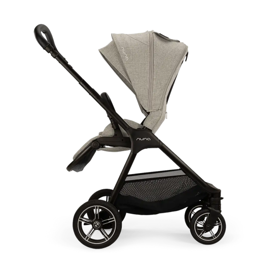 Nuna - Passeggino Triv Next - Compatto e leggero! - Colore Nuna: Graphene by BMW