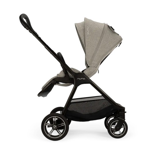 Nuna - Passeggino Triv Next - Compatto e leggero! - Colore Nuna: Graphene by BMW