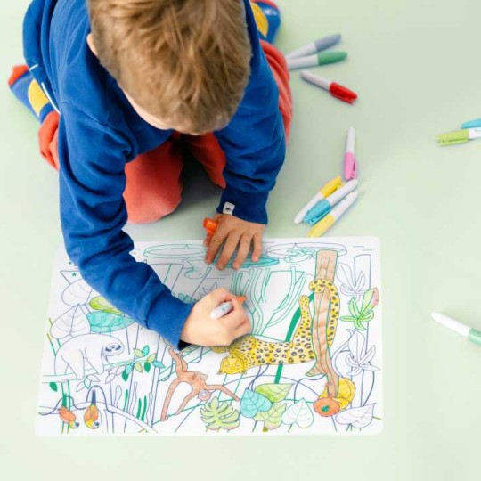 Super Petit - Tovaglietta in silicone da colorare con 5 pennarelli - 40x30cm - Disegno: Amazzonia