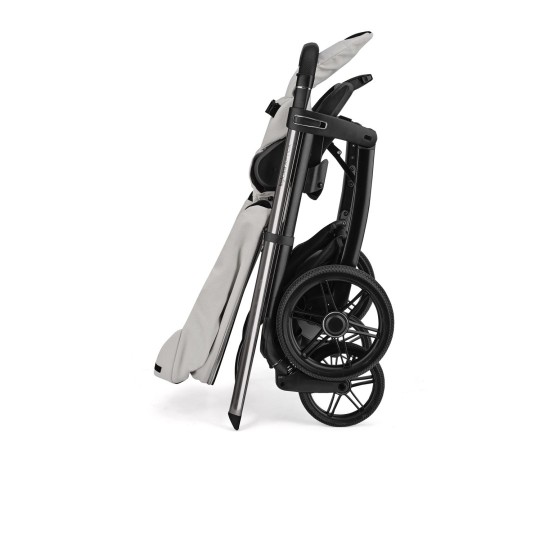 Inglesina - Promo tutti in viaggio Aptica con Darwin recline + Seggiolino + base 360°