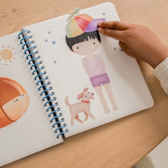 Little Dutch - Album con adevisi Dress Me Up