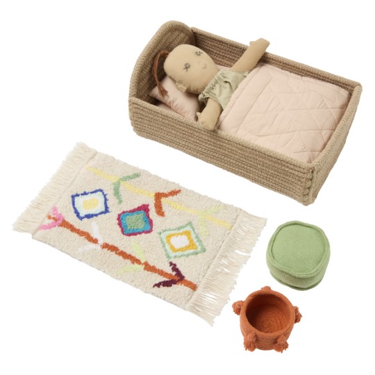 Lorena Canals - Set Mini Lorena - Bambola con culla, tappeto, cestino e pouf - 22x32x16cm
